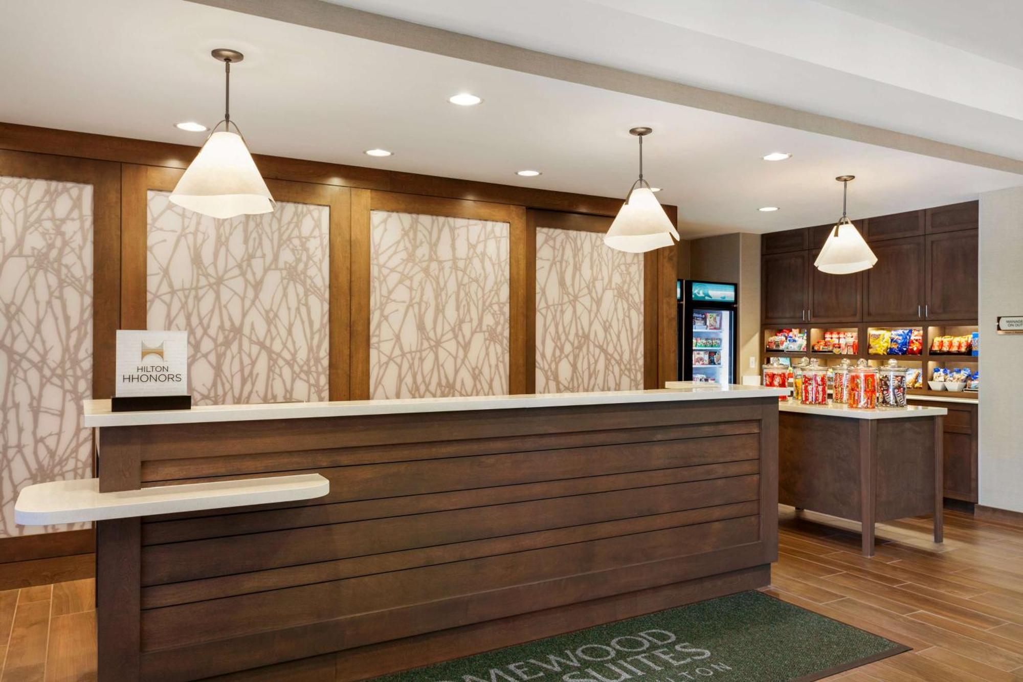 Homewood Suites By Hilton Gateway Hills Нашуа Экстерьер фото