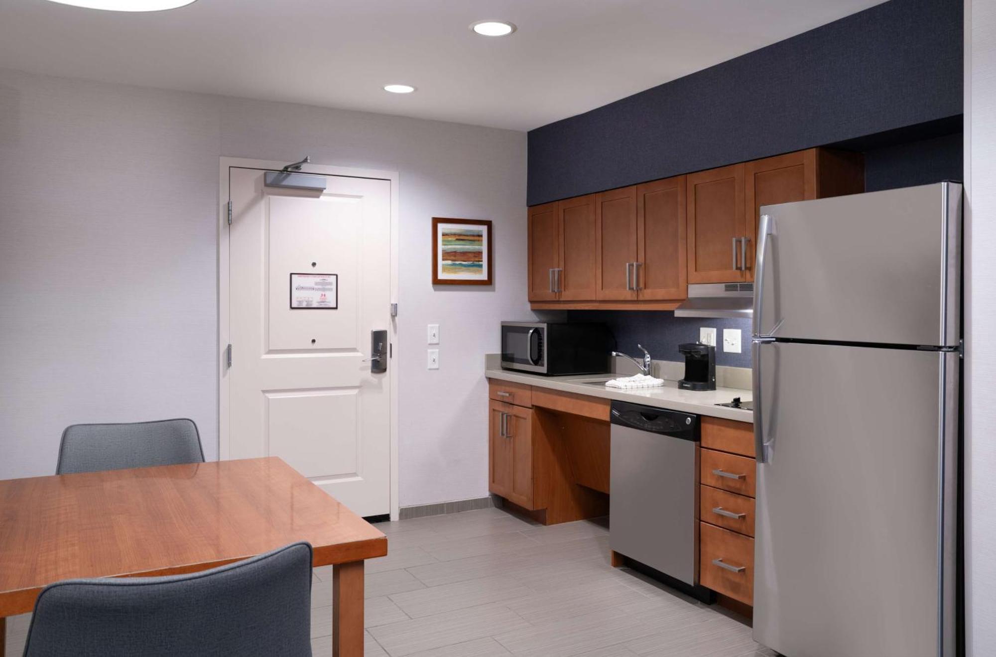 Homewood Suites By Hilton Gateway Hills Нашуа Экстерьер фото