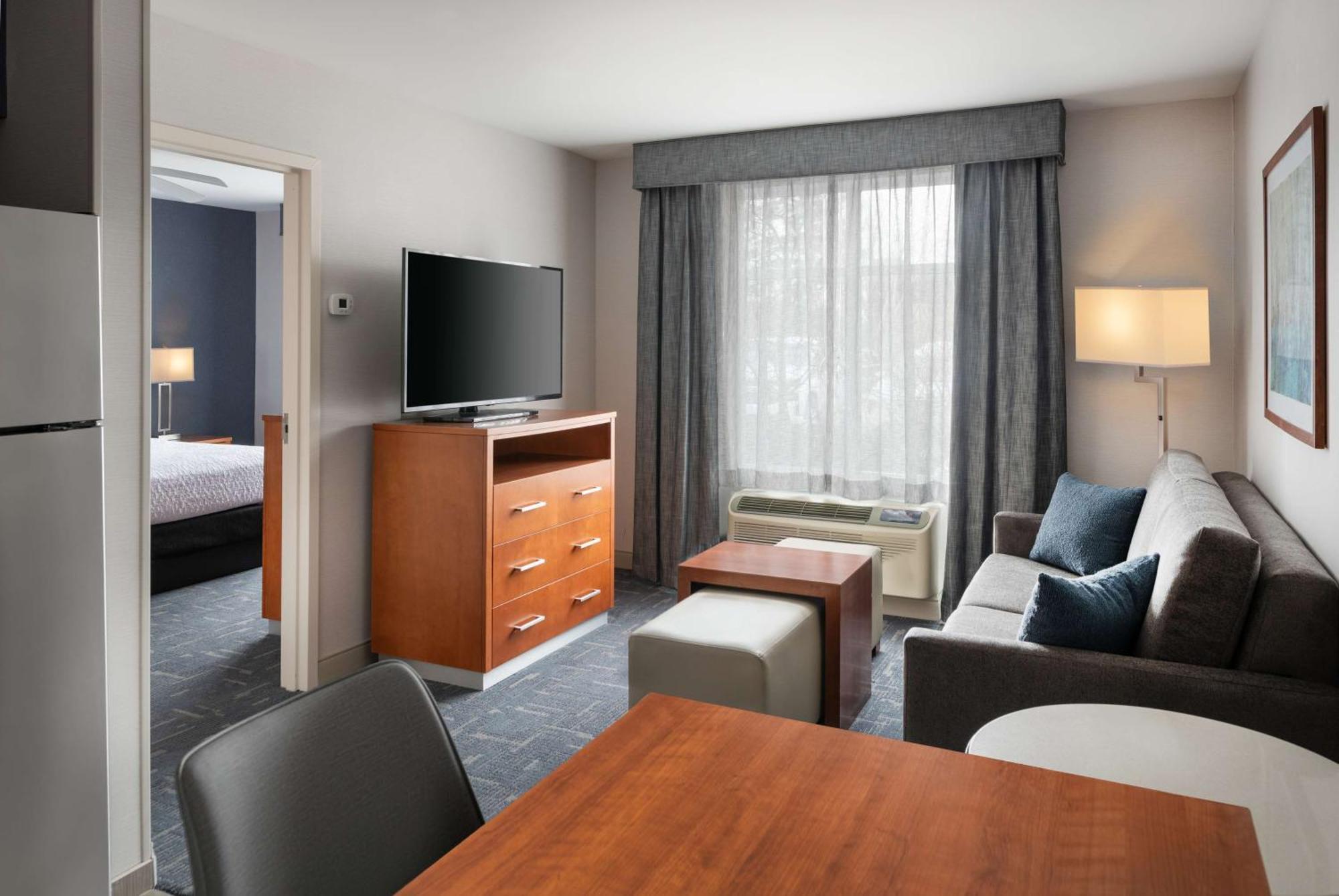 Homewood Suites By Hilton Gateway Hills Нашуа Экстерьер фото